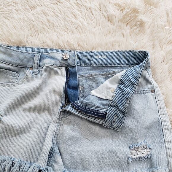 REWASH distressed frayed hem cutoff shorts size 11 - Picture 6 of 12